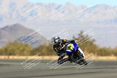 media/Jan-09-2022-SoCal Trackdays (Sun) [[2b1fec8404]]/Turn 14 (10am)/